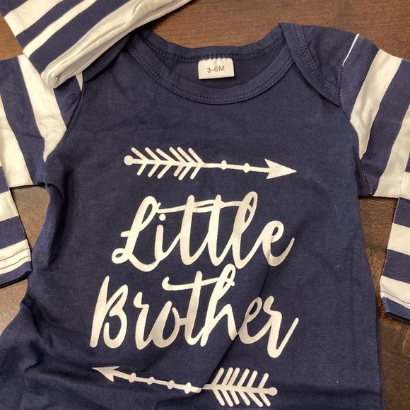 NWOT Navy & White Little Brother outfit w/ hat and mittens 3-6 months - Picture 2 of 6